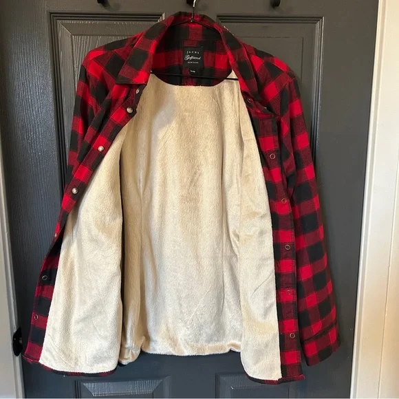Jachs Girlfriend New York Red and Black Lined Plaid Shirt - Picture 4 of 7